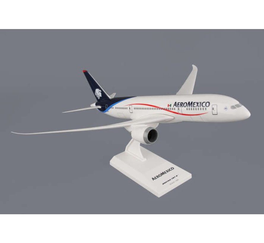 B787-8 Aeromexico new colours 1:200 with stand (no gear)