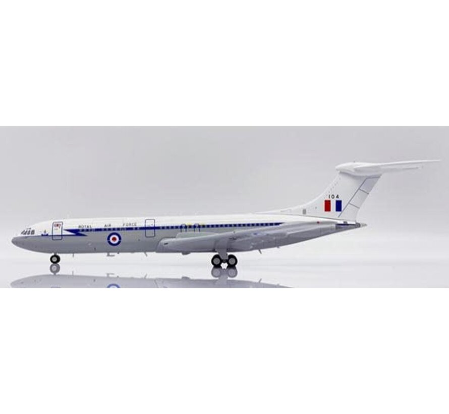 VC10 C1K Royal Air Force RAF white /grey XV104 1:200 with stand *Pre-Order