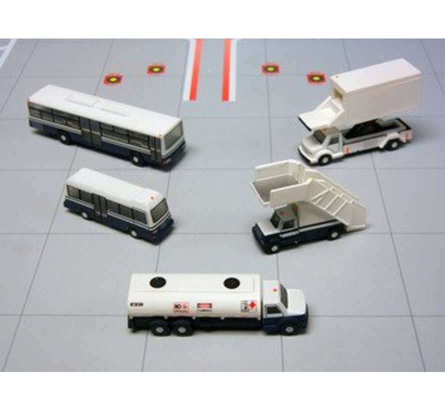Airport Service Vehicles 1:200