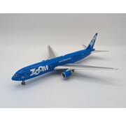 InFlight B767-300ER Zoom Airlines C-GZNC 1:200 with stand