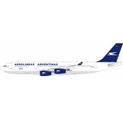 InFlight A340-211 Aerolineas Argentinas old livery LV-ZRA 1:200 with stand +pre-order+