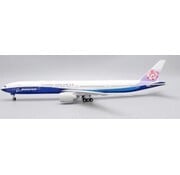 JC Wings B777-300ER China Airlines Dreamliner livery B-18007 1:200 with stand