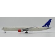 JC Wings B767-300ER SAS Scandinavian Airlines 1998 old livery LN-RCG 1:200 with stand