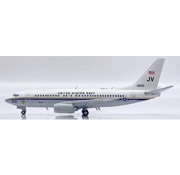 JC Wings C40A Clipper (B737-700 BBJ) US Navy Sunseekers JV 165832 1:400