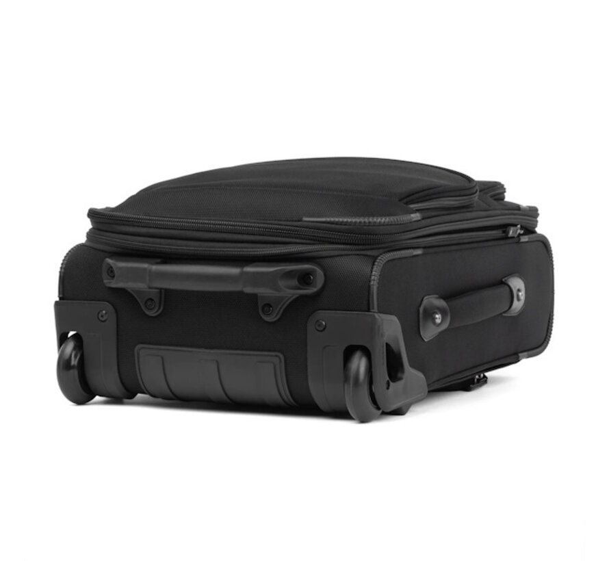 FlightCrew 5 Slim Expandable Rollaboard