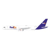 Gemini Jets B757-200SF FedEx Express N921FD 1:200