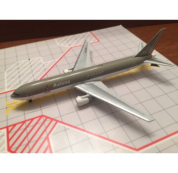 Aeroclassics B767-300 Asiana HL7263 1:400 *Collection Sale