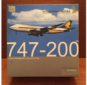 Dragon B747-200 Singapore 9V-SQJ 1980's livery 1:400 *Collection Sale