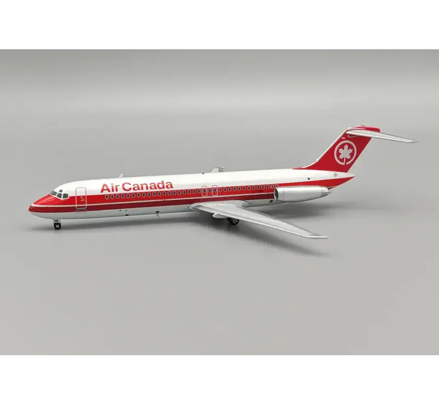 DC9-32 Air Canada double cheatline livery C-FTMU 1:200 with stand * NEW ARRIVAL