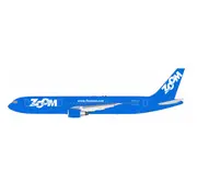 InFlight B767-300 Zoom Airlines G-CZNA 1:200 with stand (2nd) *NEW ARRIVAL