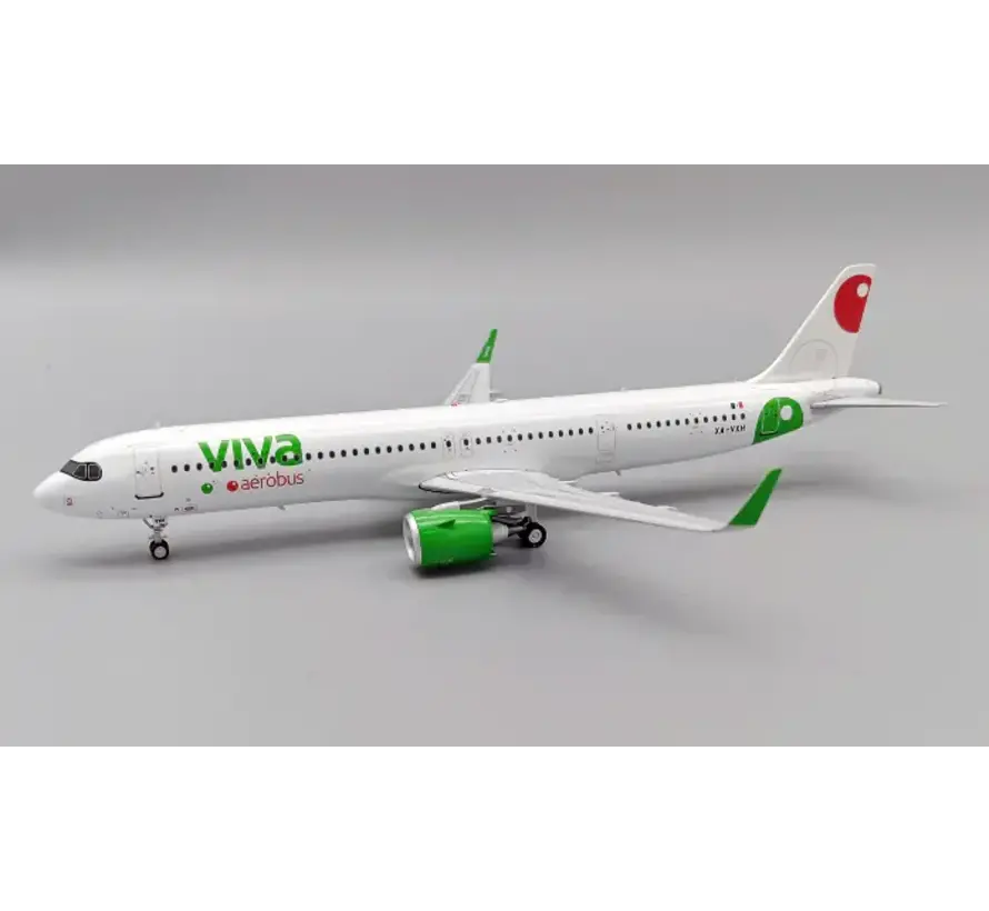 A321neoXLR VivaAerobus XA-VXH 1:200 with stand