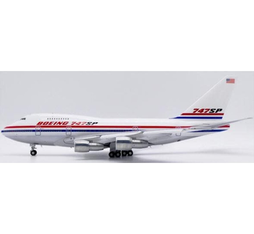 B747SP Boeing House Colors N747SP 1:200 polished flaps down with stand
