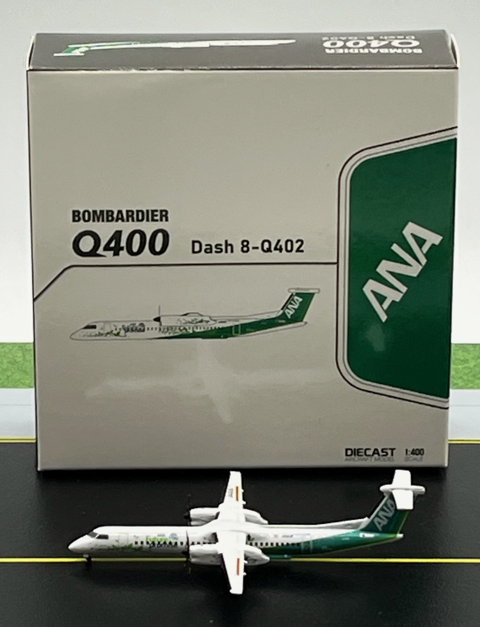 早割クーポン！ Wings ANA Q400 8 Dash Future avworld.ca - 1:400 JA461A Promise 航空機・ヘリコプター