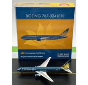 Phoenix Diecast B767-300ER Vietnam Airlines VN-A762 1:400 +New Arrival+
