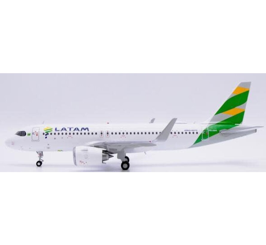 A320neo LATAM Brazil Flag livery PR-XBG 1:200 with Stand +New Arrival+