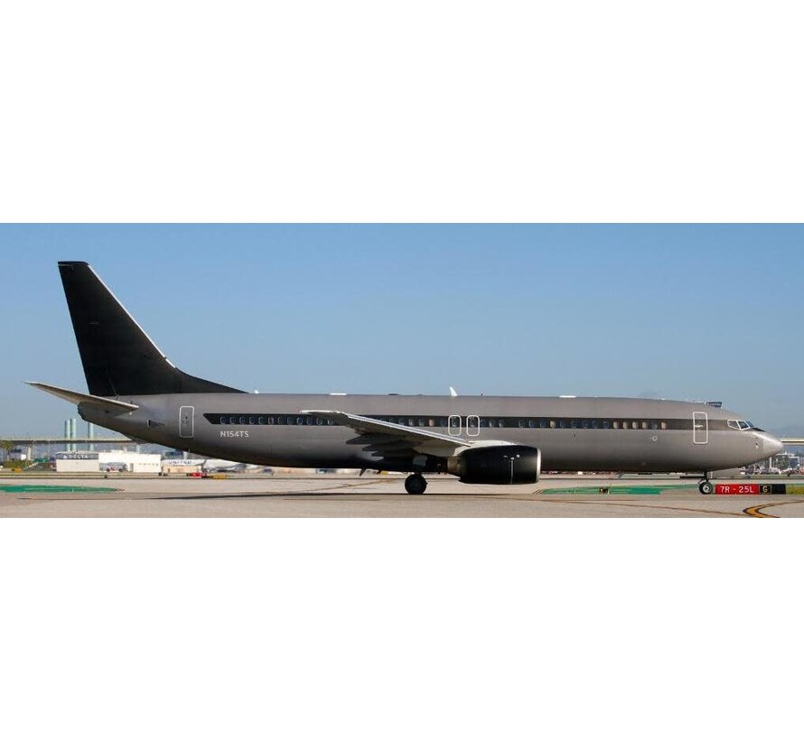 B737-800 SpaceX N154TS With Antenna 1:400 * Pre-Order