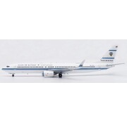 JC Wings B737-900ER State of Kuwait 9K-GCC 1:200 with stand