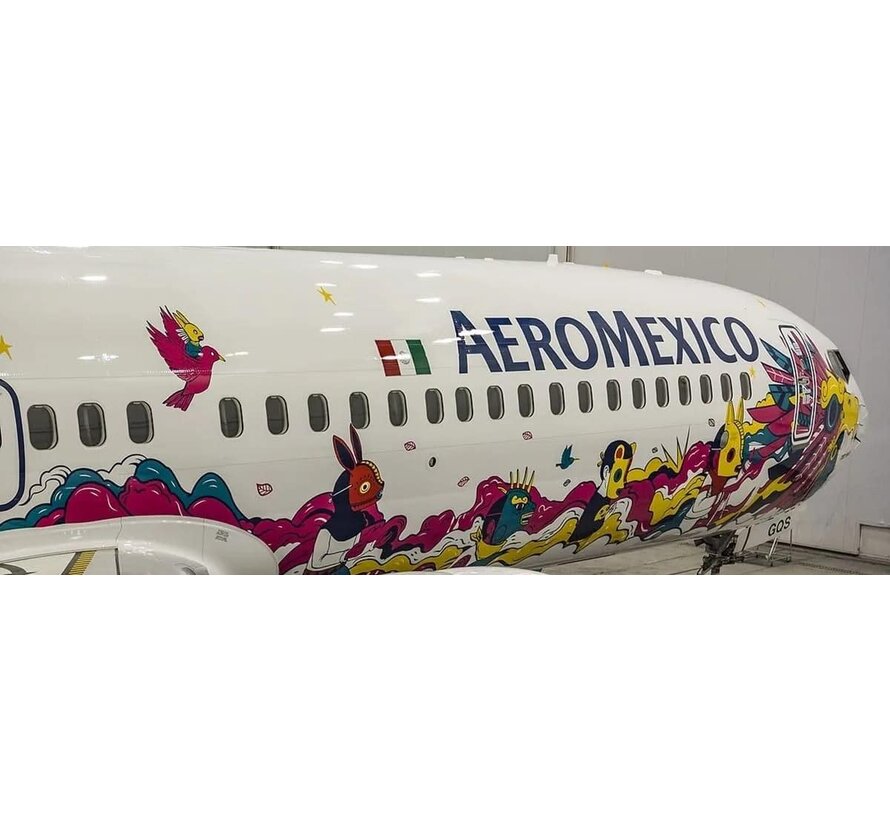 B737-9 MAX AeroMexico Kukulcán XA-GQS 1:200 with stand * Pre-Order