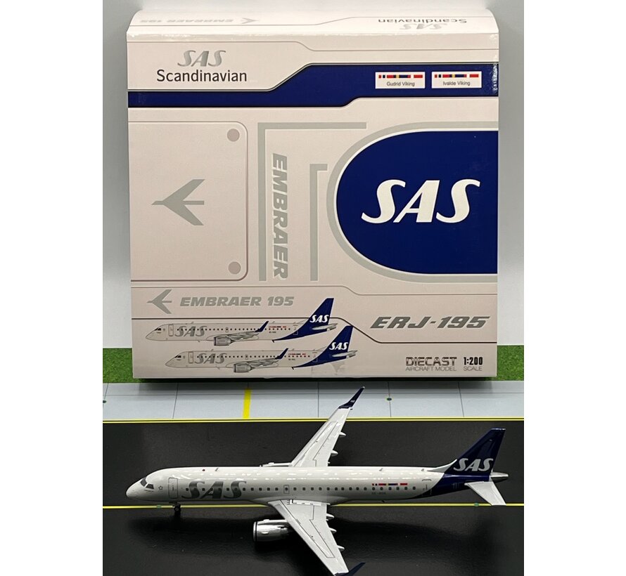 ERJ195LR SAS Link new livery 2019 SE-RSK 1:200 with stand +New Arrival+