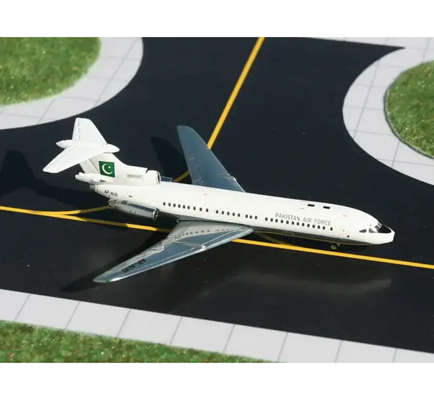 HS121 Trident 1E Pakistan Air Force AP-AUG 1:400