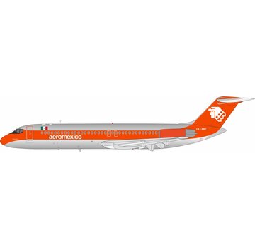 InFlight DC-9-32 AeroMexico red cheatline metal top/bottom XA-AME 1:200 +New Arrival+
