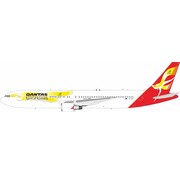 InFlight B767-300ER QANTAS yellow scarf livery VH-OGL 1:200 with stand +Pre-order+