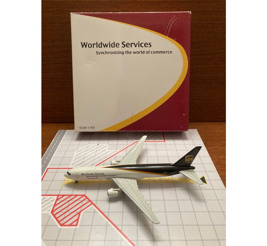 B767-300 UPS N308UP 1:400 *Collection Sale