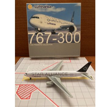 Dragon B767-300 Lufthansa OE-LAY STAR ALLIANCE 1:400 *Collection Sale