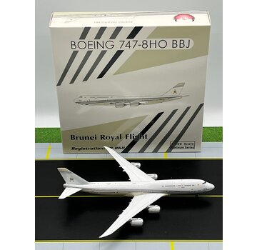 Phoenix Diecast B747-8I BBJ Brunei Sultan’s Flight V8-BKH 1:400