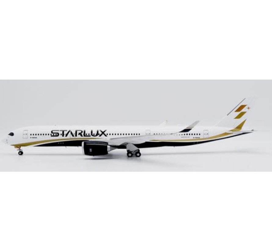 A350-900XWB Starlux Airlines B-58502 1:200 (2nd) +New arrival+