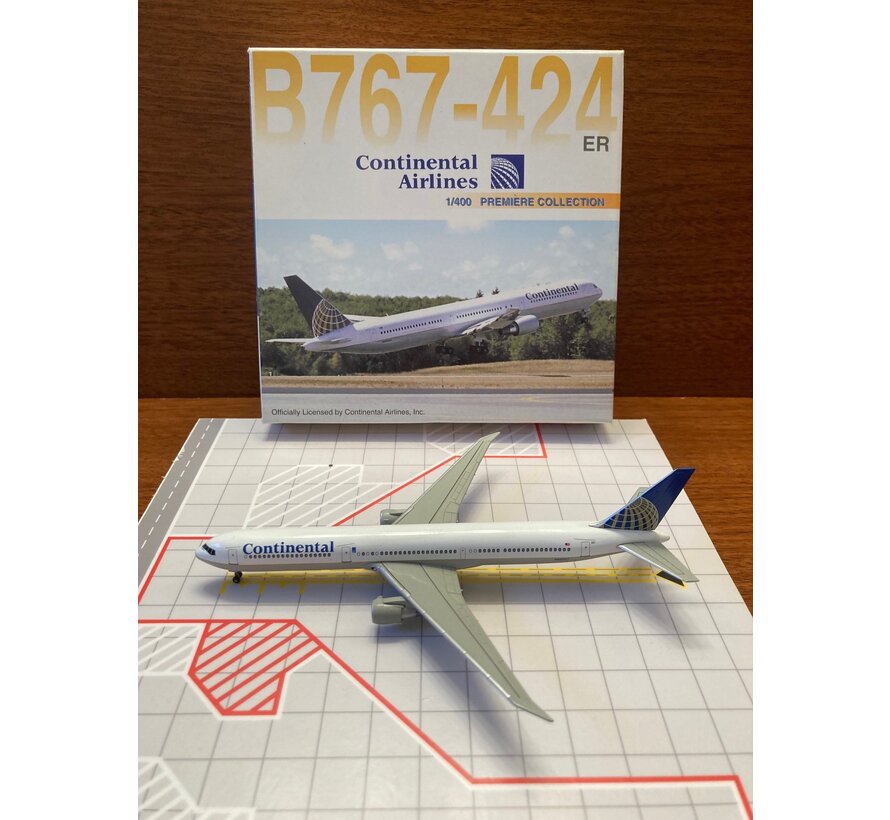 B767-400ER CONTINENTAL N66051 1:400 *Collection sale
