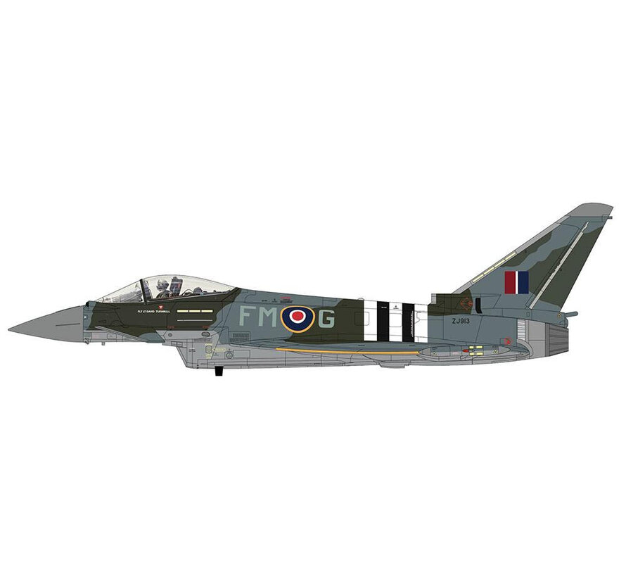 Eurofighter Typhoon FGR4 FM-G ZJ913 2024 Display Jet RAF 1:72 (w:2 x ASRAAM, 4 x AIM-120, 3 x fuel tank) +New arrival+