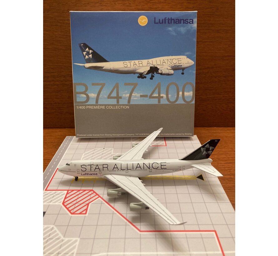 B747-400 Lufthansa D-ABTH 'Star Alliance' 1:400 *Collection Sale