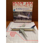 Dragon B767-400 Delta N832MH 'Deltaflot' colours 1:400 *Collection sale
