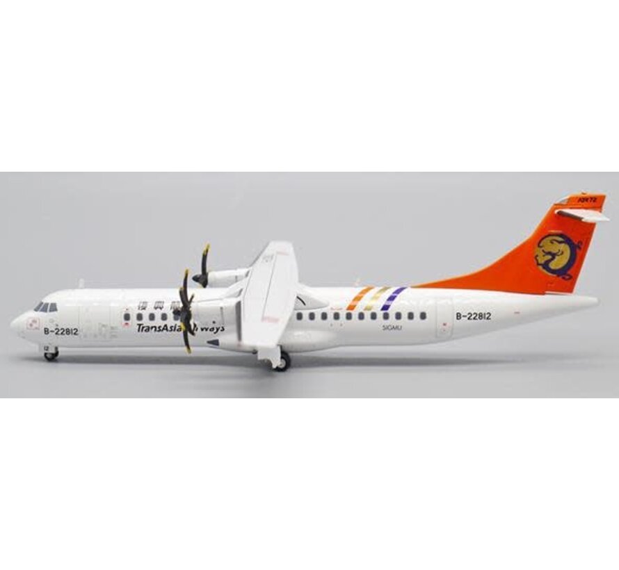ATR72-500 TransAsia Airways B-22812 1:200 +New Arrival+