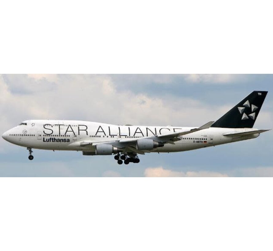 B747-400 Lufthansa Star Alliance D-ABTH 1:400 +pre-order+