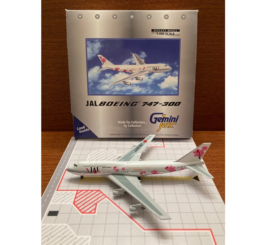B747-300 JAL JA8187 'Super Resort Express Okinawa' 1:400**Collection sale