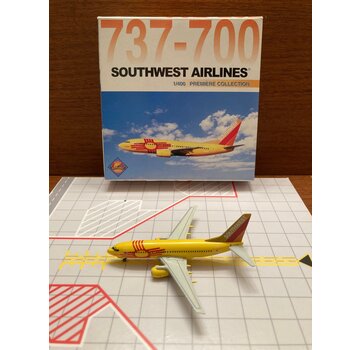 Dragon B737-700 Southwest N781WN 'New Mexico One' 1:400**Collection sale