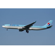 Phoenix Diecast A330-300 Korean Air HL7701 1:400 (with skyteam logo) +NEW ARRIVAL+