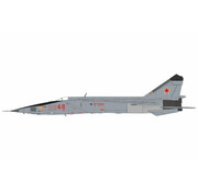 Hobby Master MIG-25RBT RED 46 47th GRAP 2nd Squadron May 2001 1:72 (with 8 x FAB-500 bombs) +pre-order+