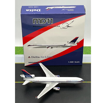Phoenix Diecast MD11 Delta Airlines Interrim livery N802DE 1:400 polished