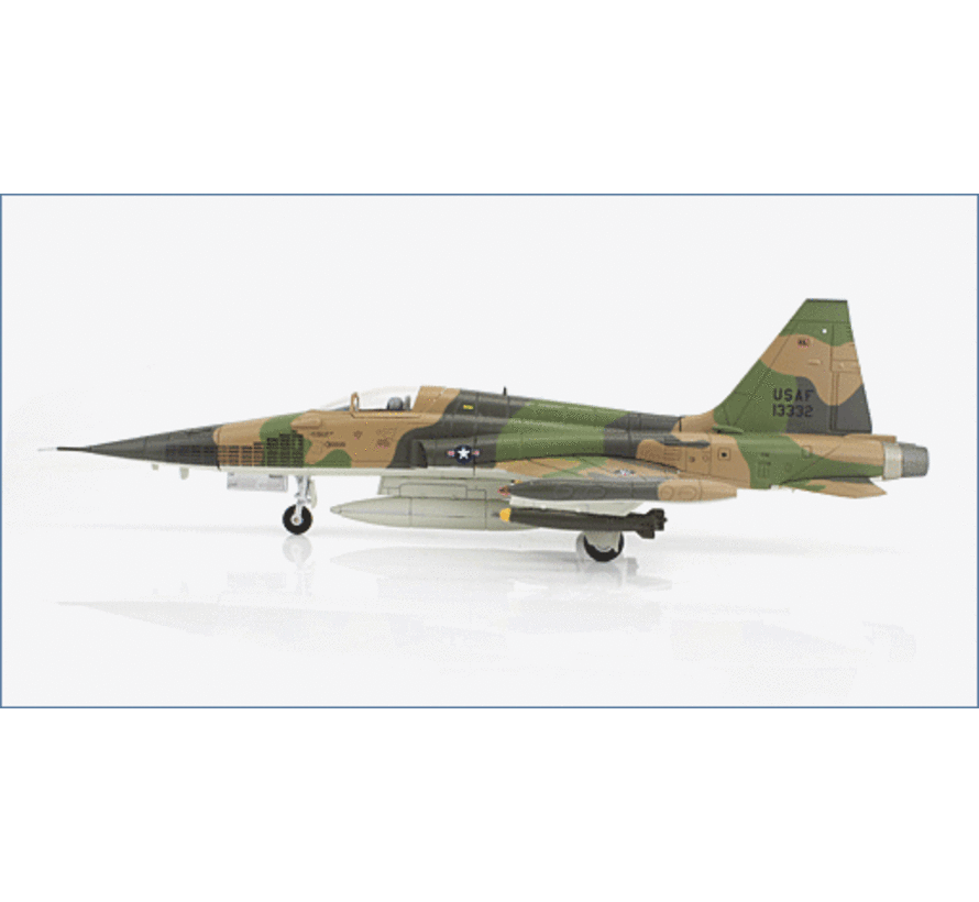 F5C Skoshi Tiger 10th Fighter Commando Squadron USAF 64-13332 Bien Hoa AFB 1965 1:72 +pre-order+