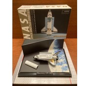 Dragon NASA Space Shuttle Orbiter 'Discovery' [OV-103] 1:400**Collection sale