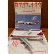 Dragon B747-133 AIR CANADA C-FTOB 1970'S  livery 1:400**Collection sale
