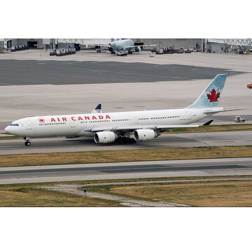 Phoenix Diecast A340-500 Air Canada 2004 Ice Blue livery C-GKOM 1:400 +pre-order+