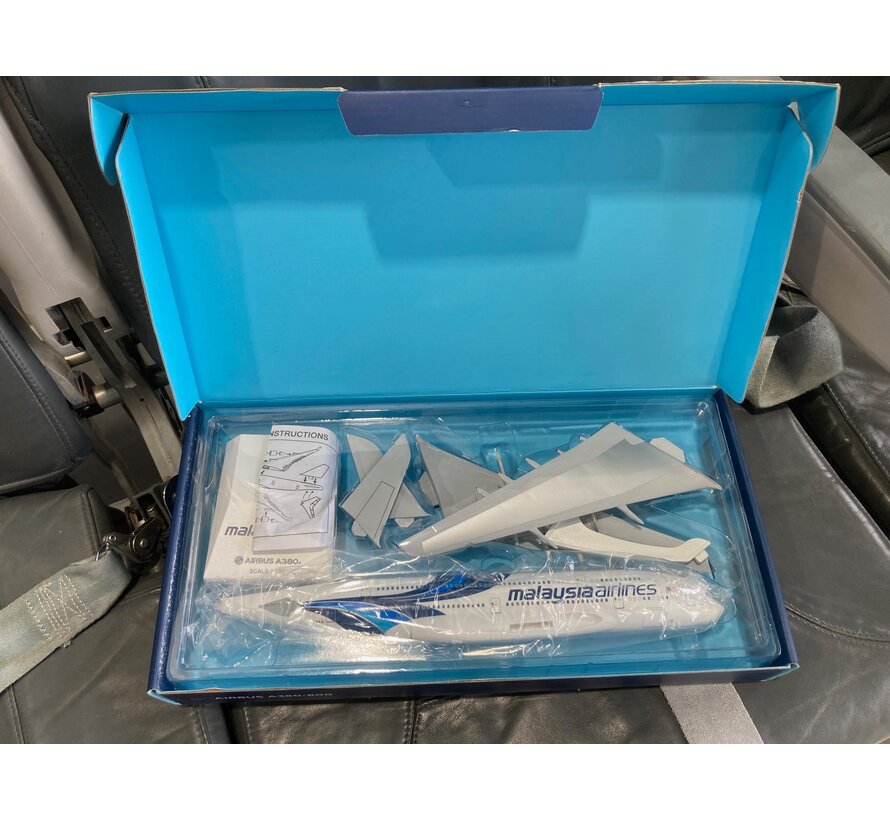Risesoon A380-800 Malaysia F-WWSU new livery [corporate model] 1:200**Collection sale