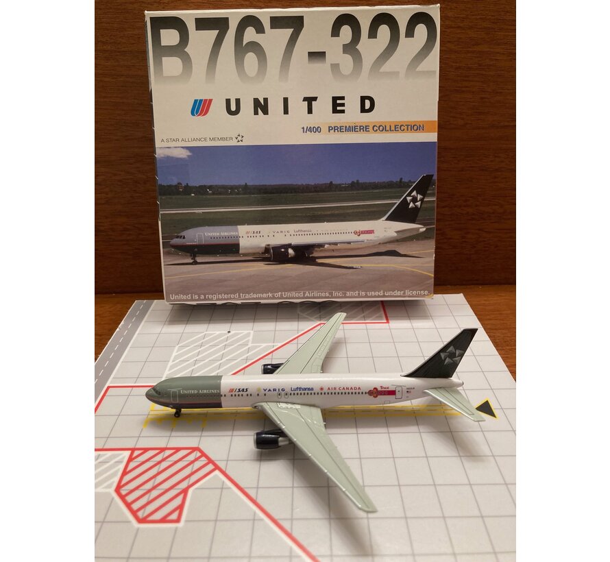 B767-300 United N653UA Star Alliance 1:400**Collection sale