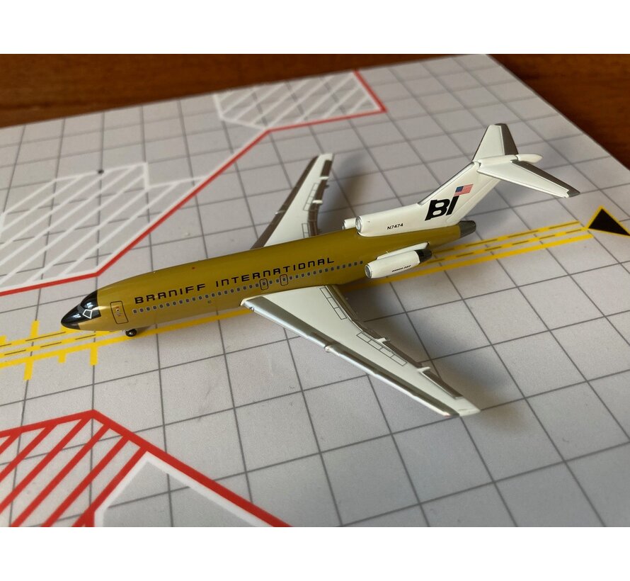 B727-027C Braniff N7474 'Ochre' Jellybean 1:400**Collection sale