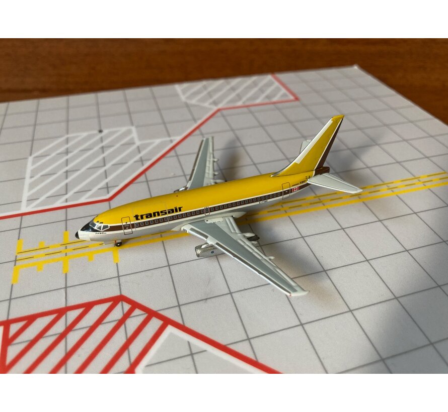 B737-200 Transair C-FTAN 'Fort William' 1:400**Collection sale