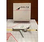 Navigator [Tucano] DC9-32 Delta N1265L 'Widget' 1:400**Collection sale